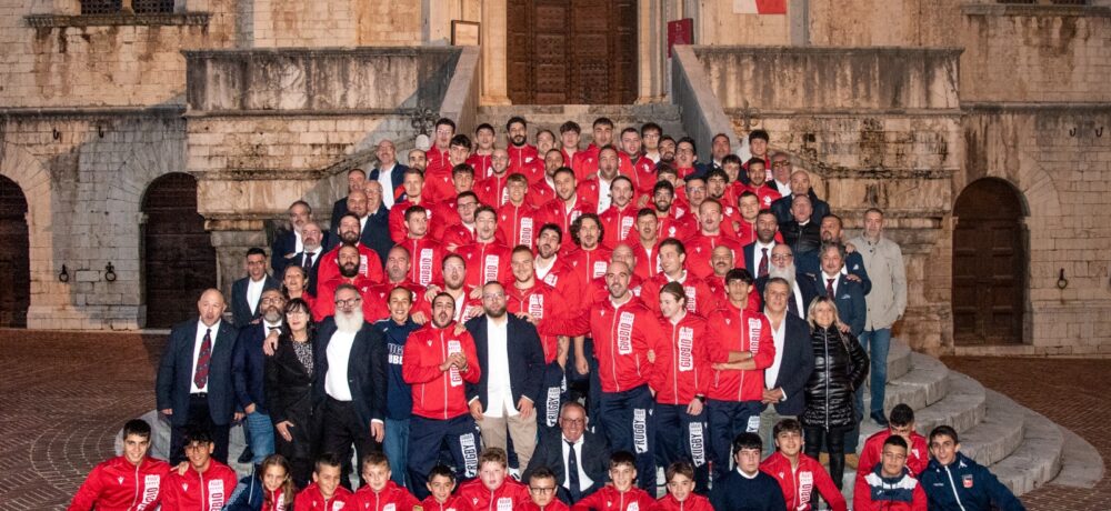 Il Rugby Gubbio festeggia 40 anni! Poi via ai Campionati: la Serie B inizia in casa contro il San Benedetto, Cadetta a Città di Castello