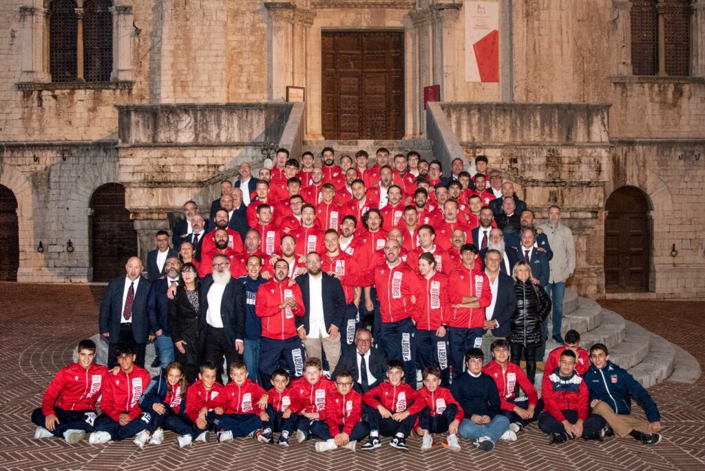 Il Rugby Gubbio festeggia 40 anni! Poi via ai Campionati: la Serie B inizia in casa contro il San Benedetto, Cadetta a Città di Castello