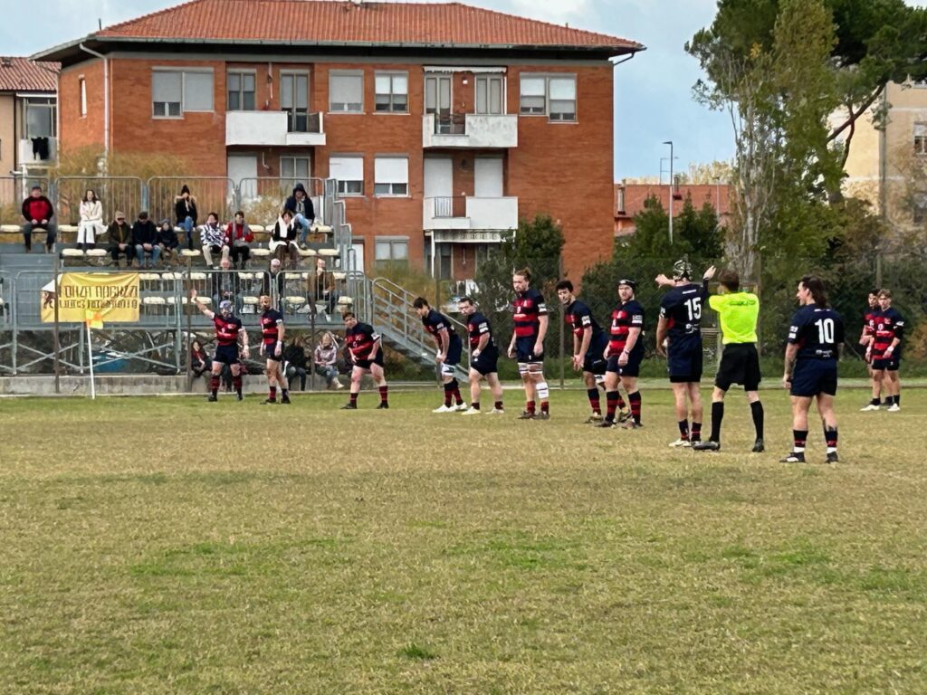 Rugby Gubbio, che partita! A Livorno finisce 19-19 con 3 mete dei lupi eugubini della Serie B. Vincono i Centauri U16